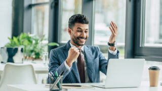 丁寧すぎる敬語よりも喜ばれる？20代の評価が爆上がりする「最短で伝わる」話し方