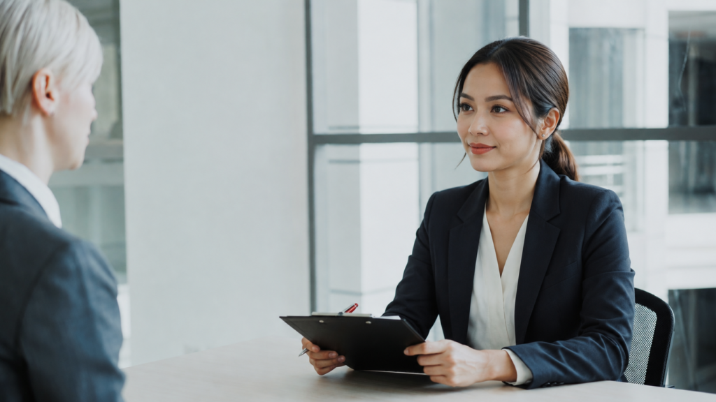 フィードバックを自ら取りに行く攻めの転職活動。最後の「逆質問」で自分の評価を確かめる勇気
